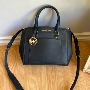 Michael Kors MD messenger BLACK